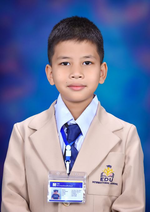 Lewis, Primary 2 student